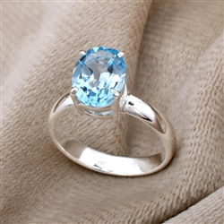 Oval Blue Topaz Ring